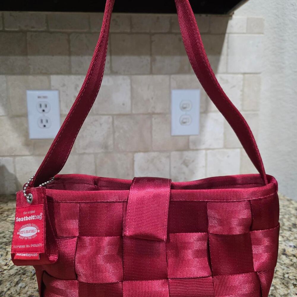 Harveys Seatbelt Baguette Crimson